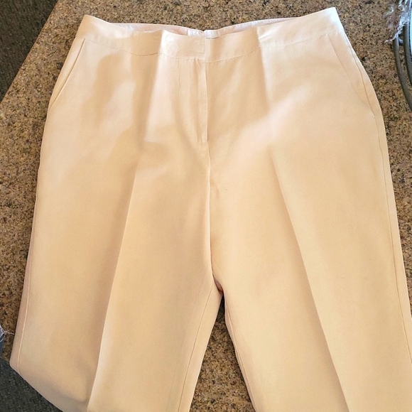 Tommy Bahama Silk Crop Pants 16 - Picture 3 of 8